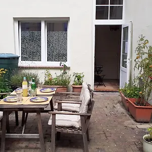 Apartment 2-zimmer-ferienwohnung Im 1. Obergeschoss